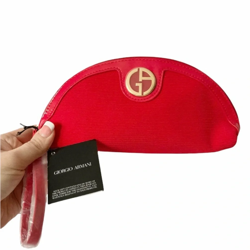 NEW NWT Giorgio Armani Red Makeup Cosmetic Patent Dome Wristlet Bag